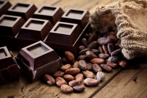 تصویر مرتبط با شکلات تلخ والور 85 درصد با نام dark chocolate consumption rasekhoon net